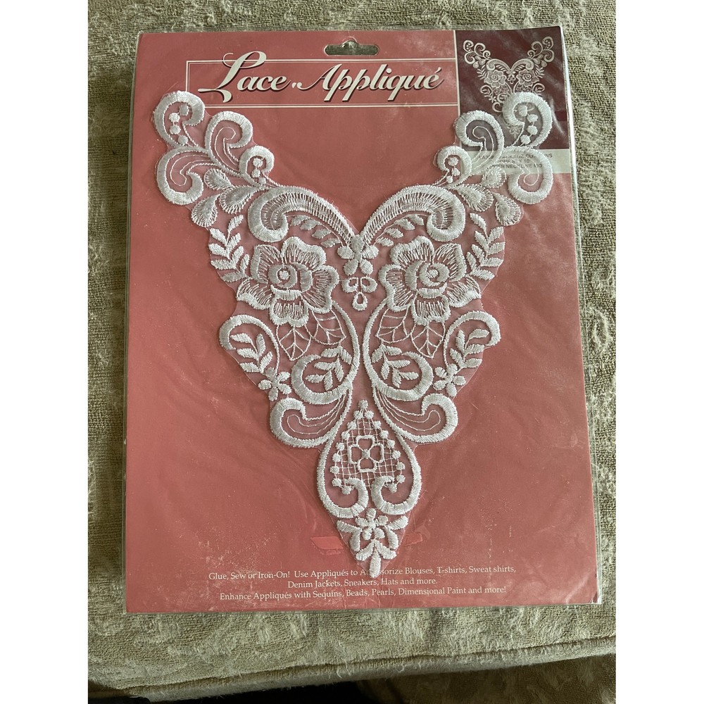 NOS 1980s Wangs Flower Neckline A308 Lace Applique 8x10 Glue Sew Iron-On 12656